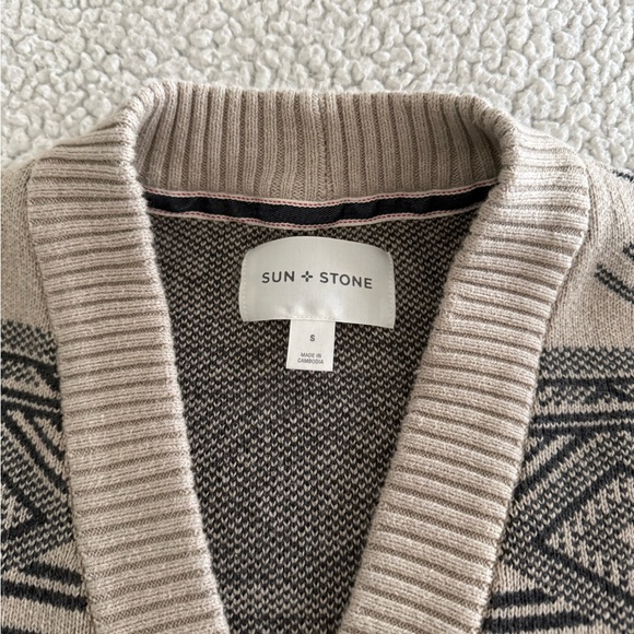 Sun + Stone Men's Cardigan in Beige and Black - Picture 3 of 5